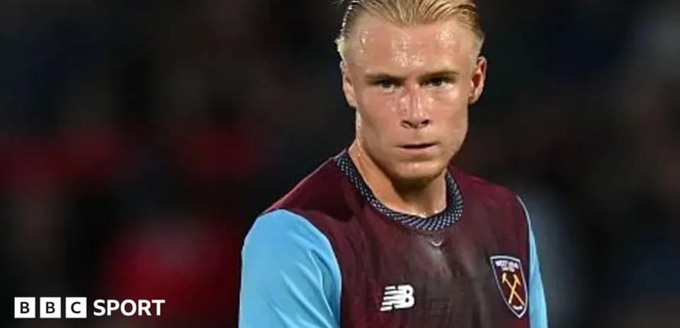 Joueur de West Ham en action sur le terrain