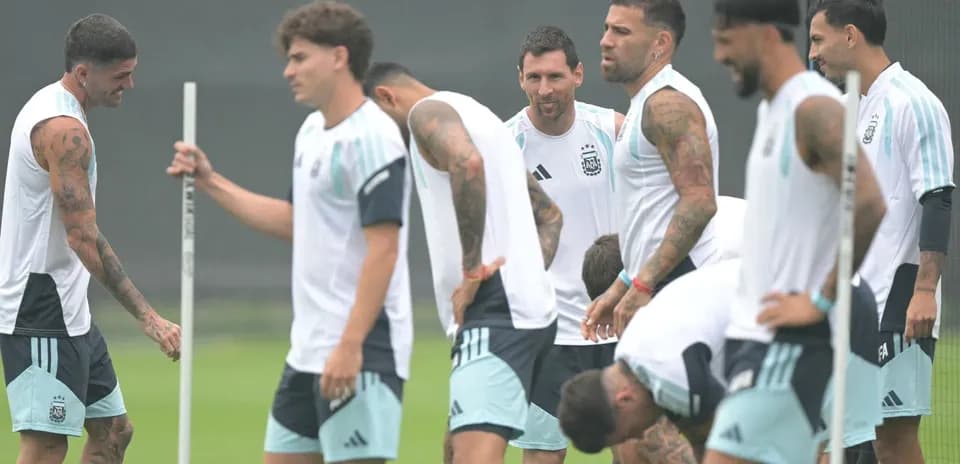 Équipe argentine s'entraînant sur le terrain