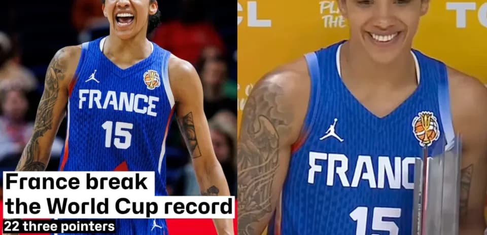 Joueuse de France souriante avec un trophée