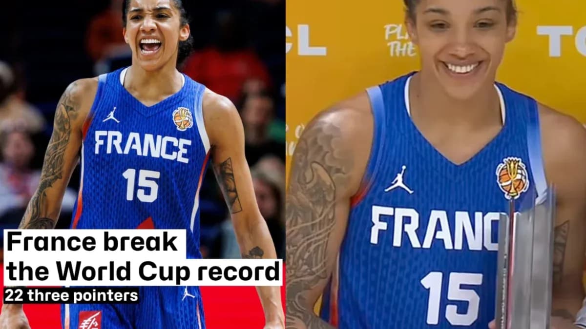 Joueuse de France souriante avec un trophée