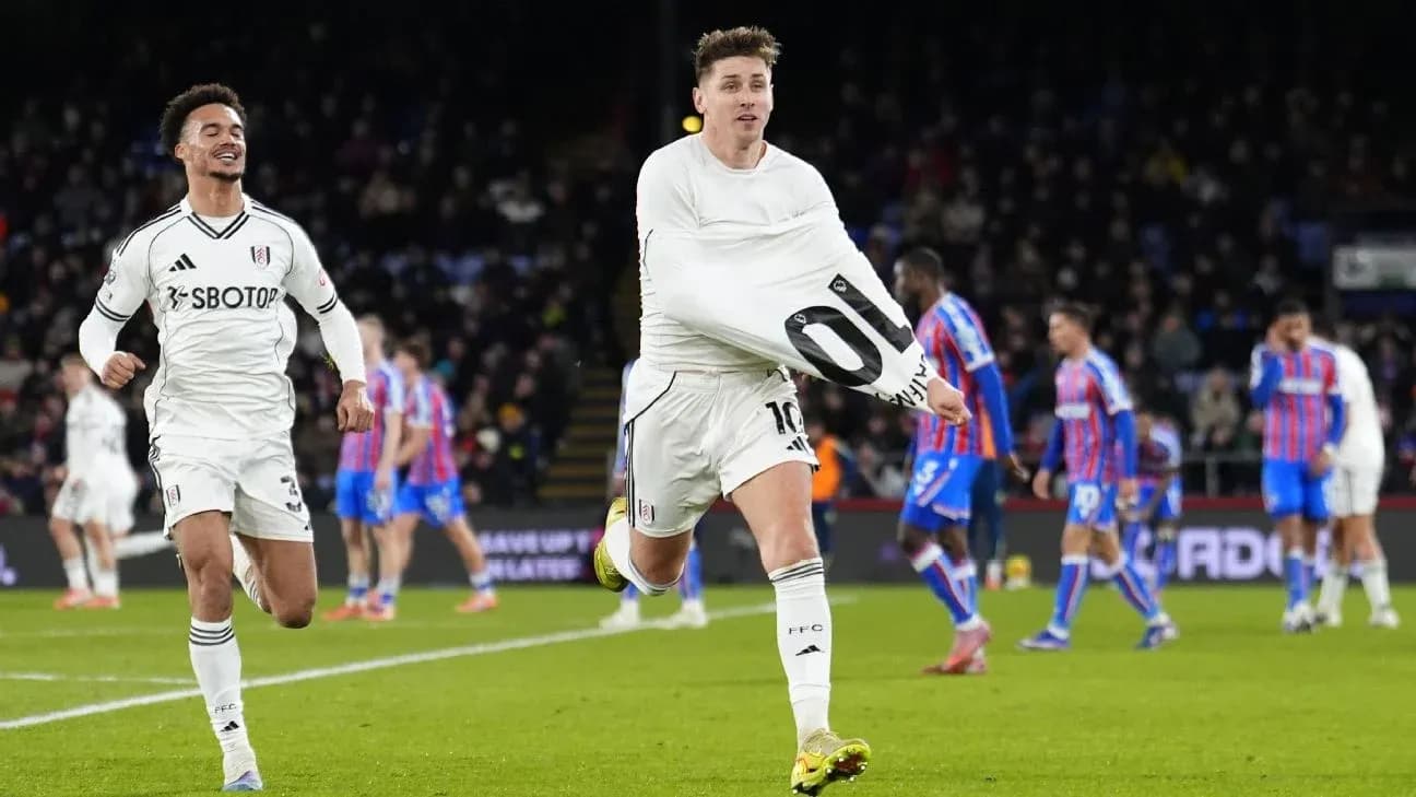 Joueurs de Fulham célébrant un but