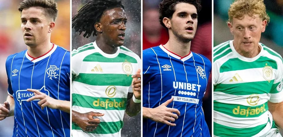 Quatre joueurs en action avec des maillots de clubs rivaux