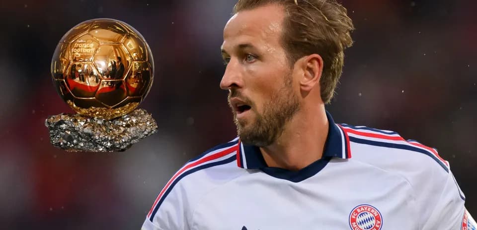 Joueur de Bayern Munich avec le Ballon d'Or