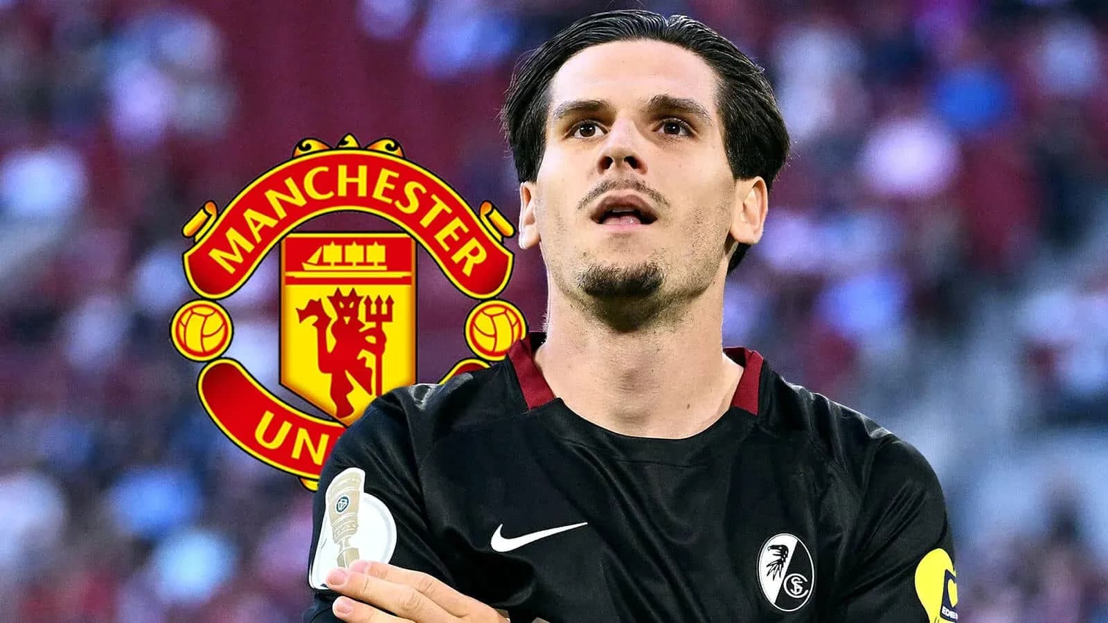 Joueur en tenue de football avec logo de Manchester United