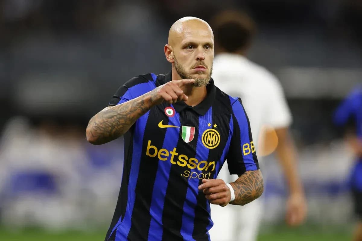 Joueur d'Inter Milan célébrant un but sur le terrain