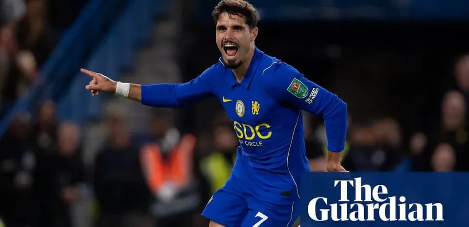 Joueur de Chelsea célébrant un but avec enthousiasme
