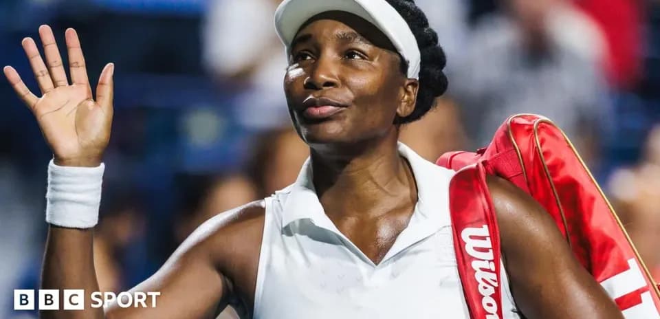 Joueuse de tennis saluant après un match