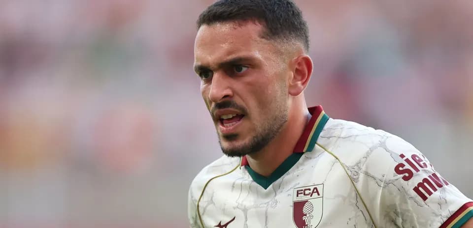 Joueur en maillot FCA lors d'un match