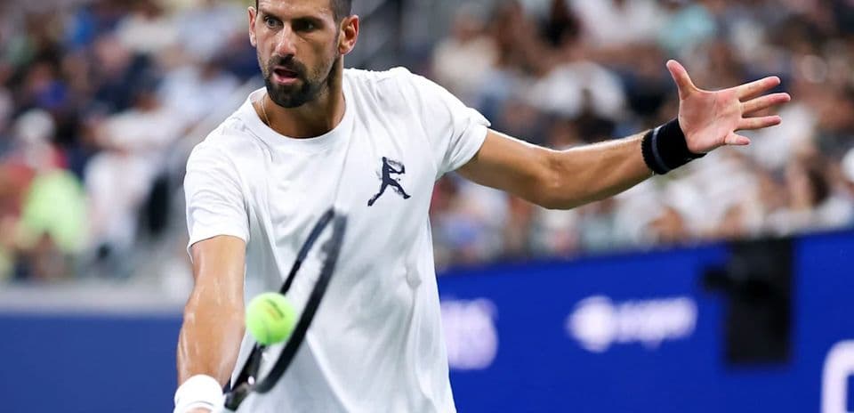 Novak Djokovic donne des nouvelles de sa forme avant son premier match depuis sa défaite surprise à l'US Open