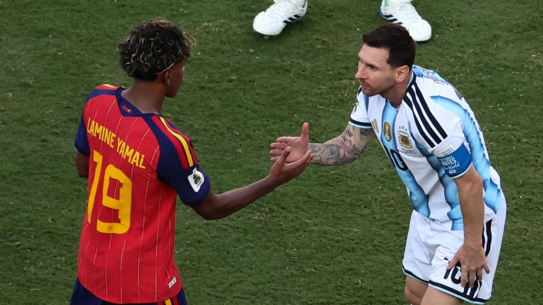 Lamine Yamal partage un message émouvant à Lionel Messi après la finale dramatique de la Coupe du Monde 2026