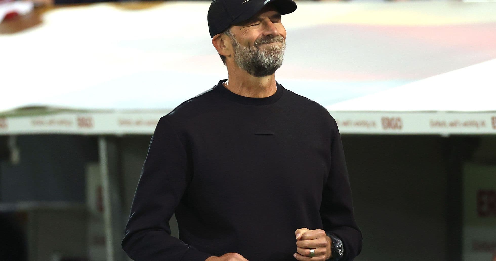 Jurgen Klopp défend vigoureusement sa sélection de 44 joueurs malgré la défaite surprise contre la Grèce