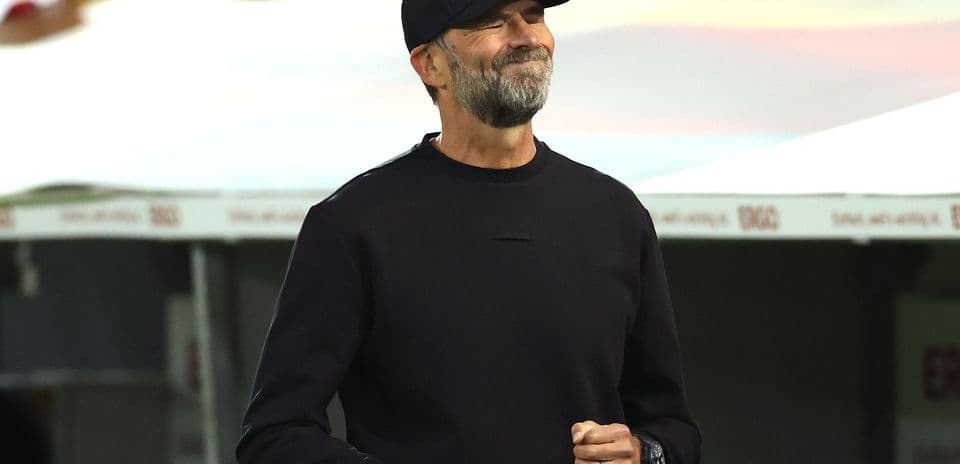 Jurgen Klopp défend vigoureusement sa sélection de 44 joueurs malgré la défaite surprise contre la Grèce
