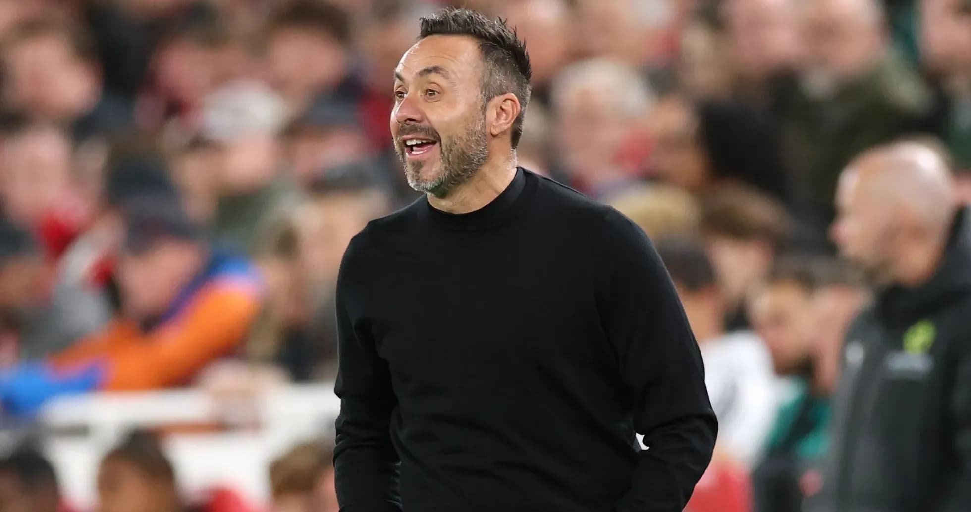 Entraîneur sur le banc lors d'un match Entraîneur sur le banc lors d'un match