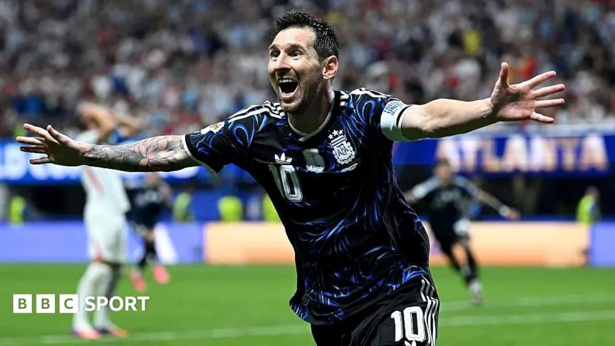 Lionel Messi célébrant un but avec l'Argentine Lionel Messi célébrant un but avec l'Argentine