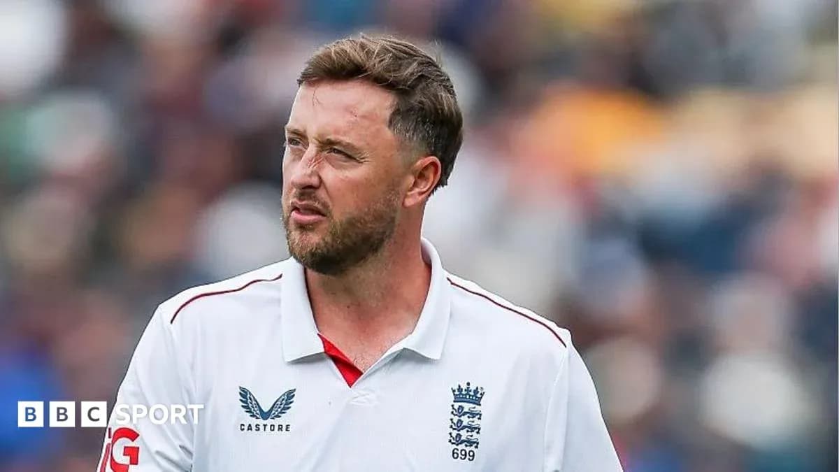 Joueur de cricket anglais sur le terrain Joueur de cricket anglais sur le terrain