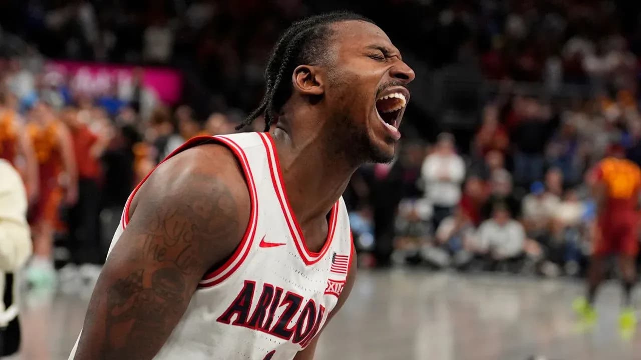 Joueur d'Arizona célébrant un point marqué Joueur d'Arizona célébrant un point marqué