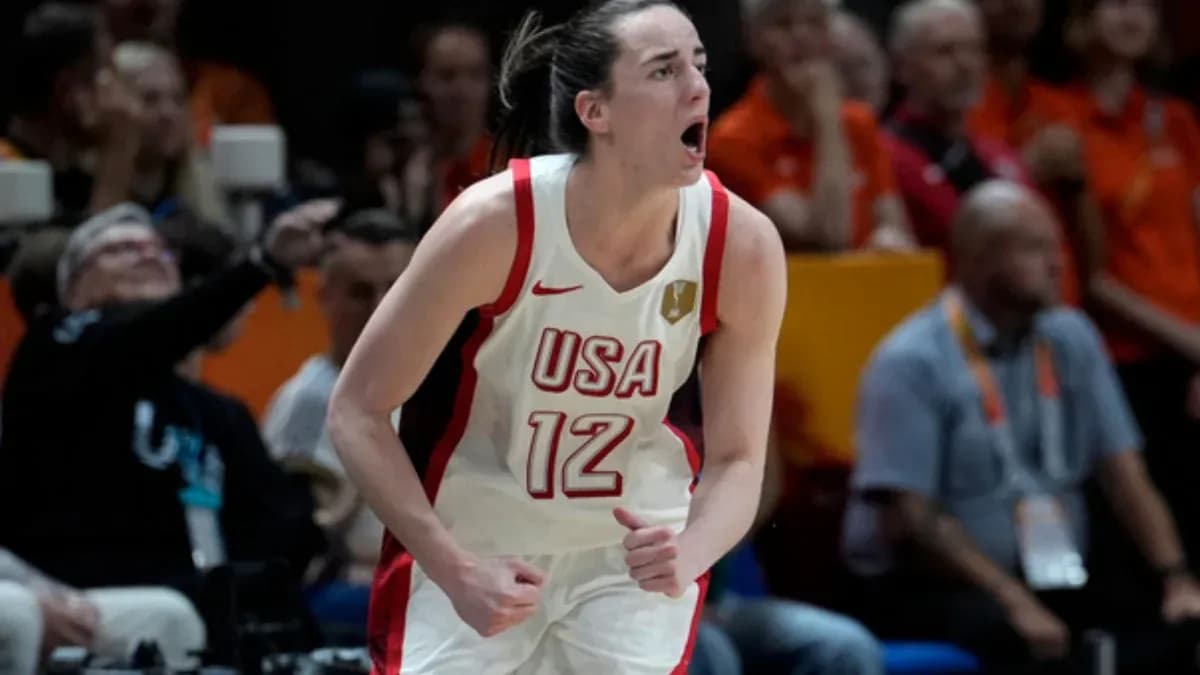 Joueuse de l'équipe USA célébrant un point marqué Joueuse de l'équipe USA célébrant un point marqué