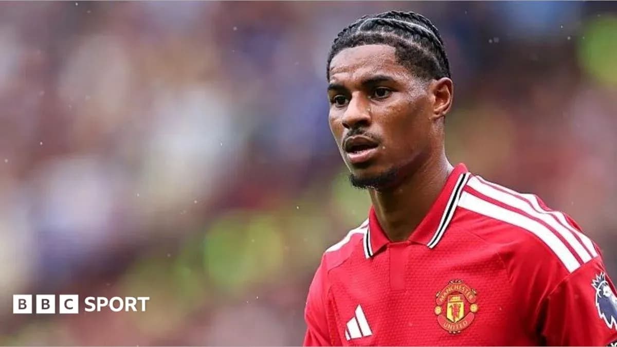 Joueur de Manchester United sur le terrain Joueur de Manchester United sur le terrain