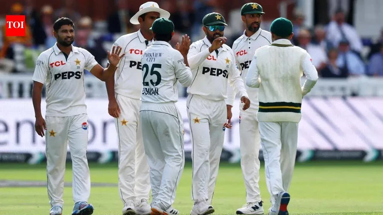 Équipe de cricket du Pakistan célébrant un wicket Équipe de cricket du Pakistan célébrant un wicket