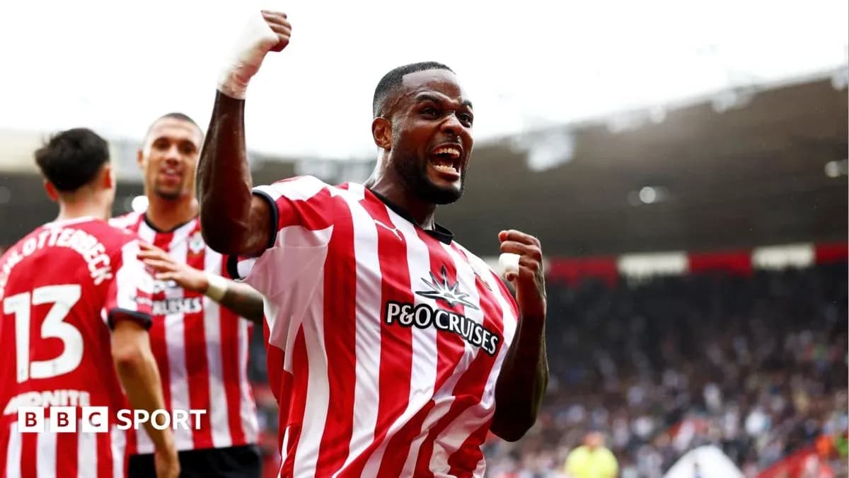 Joueur de Southampton célébrant un but au stade Joueur de Southampton célébrant un but au stade