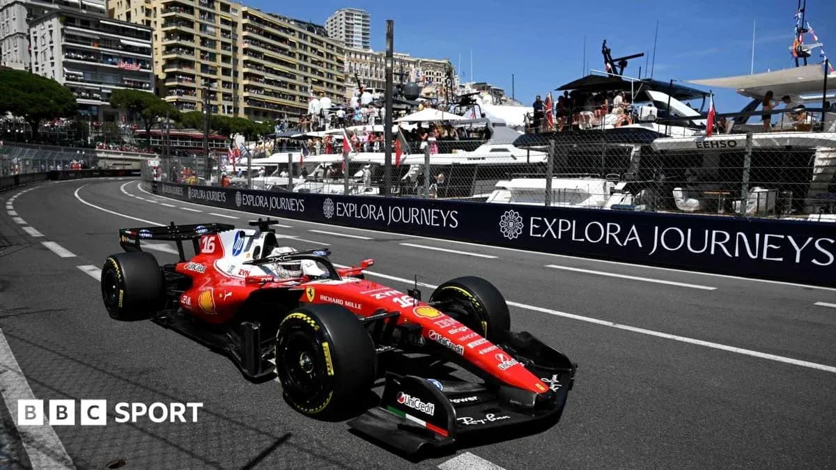 Voiture Ferrari sur le circuit de Monaco Voiture Ferrari sur le circuit de Monaco