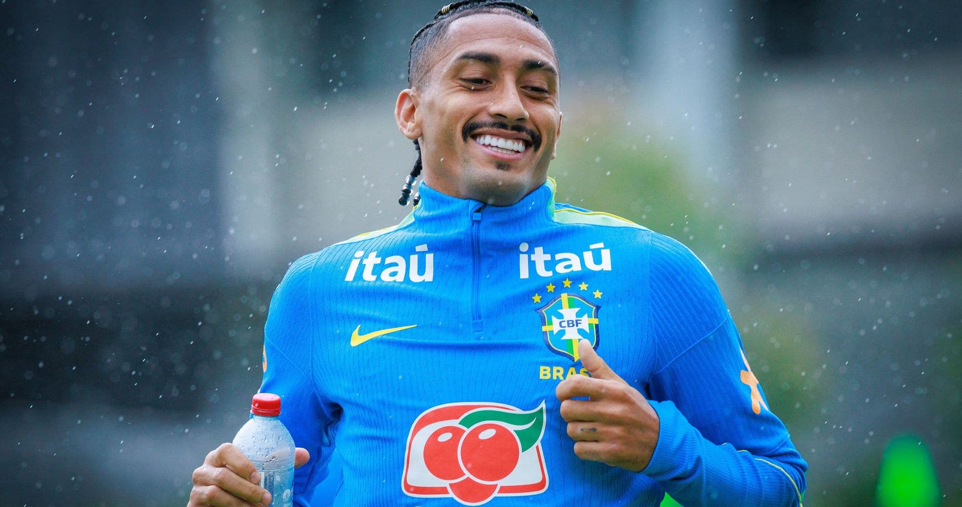 Raphinha reprend le mythique numéro 10 du Brésil pour les amicaux contre l'Australie et l'Inde Raphinha reprend le mythique numéro 10 du Brésil pour les amicaux contre l'Australie et l'Inde