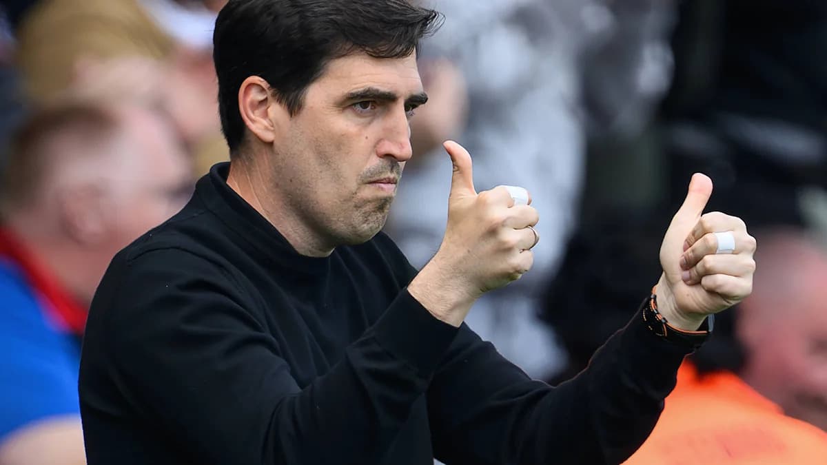 Andoni Iraola doit tenter sa chance avec une star oubliée de Liverpool Andoni Iraola doit tenter sa chance avec une star oubliée de Liverpool
