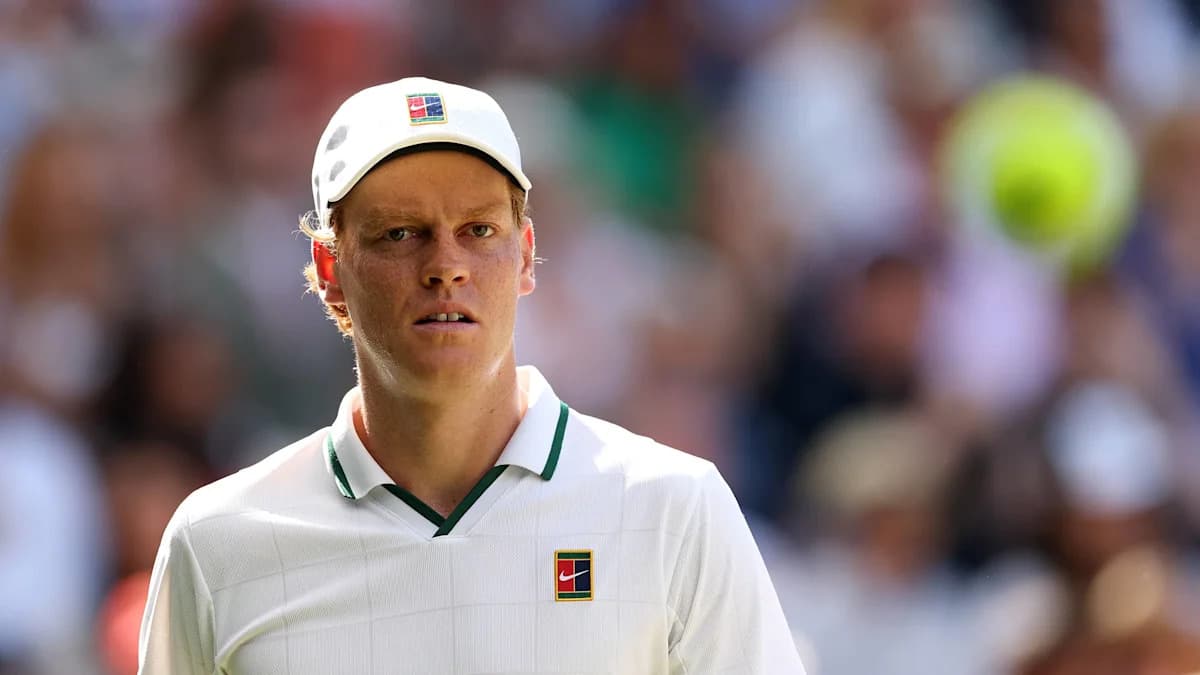 Jannik Sinner fait son retour au tennis avec Novak Djokovic en vedette à Pékin Jannik Sinner fait son retour au tennis avec Novak Djokovic en vedette à Pékin